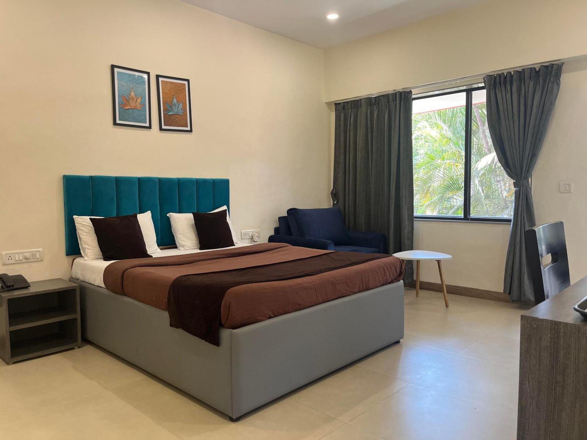 לונבלה Girivihar Holiday Club - Pure Veg מראה חיצוני תמונה