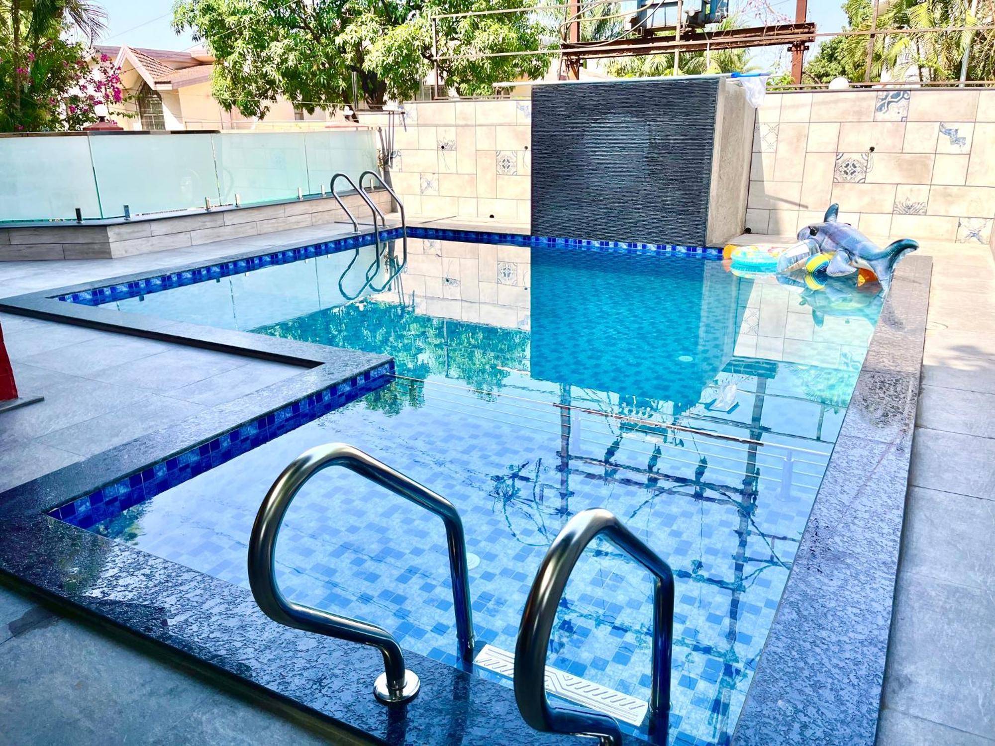 לונבלה Girivihar Holiday Club - Pure Veg מראה חיצוני תמונה